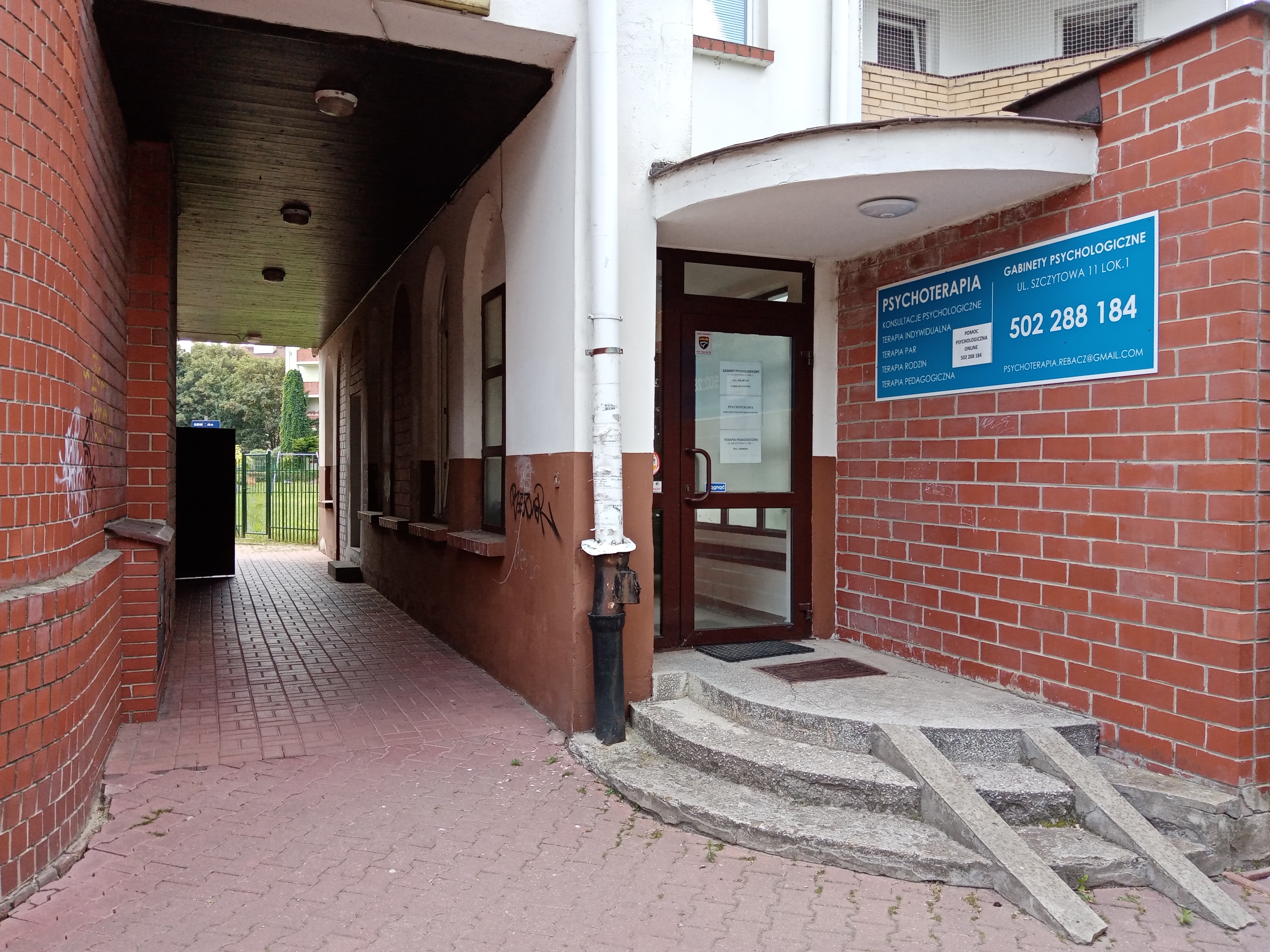 Zdjęcie gabinetu z zewnątrz